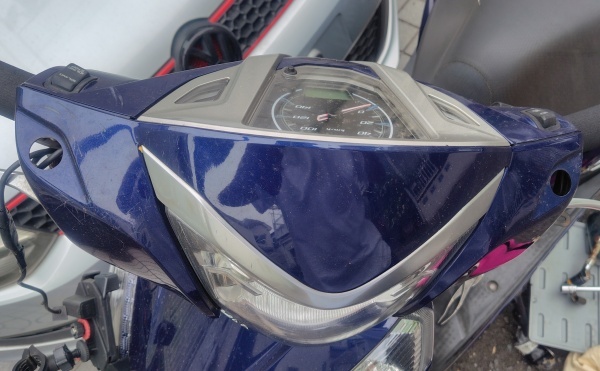 lead125mirror2025_3.jpg